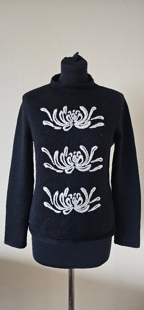 Betty Barclay Knitwear Trui Zwart met Witte Bloemen maat 36, Maat 38/40 (M), Zwart, Betty Barclay, Ophalen of Verzenden