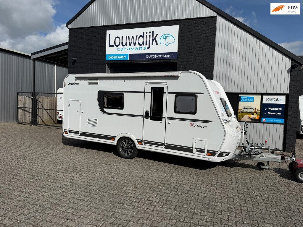 DETHLEFFS Aero 470 FSK ’25 (7 pers. Fransbed)