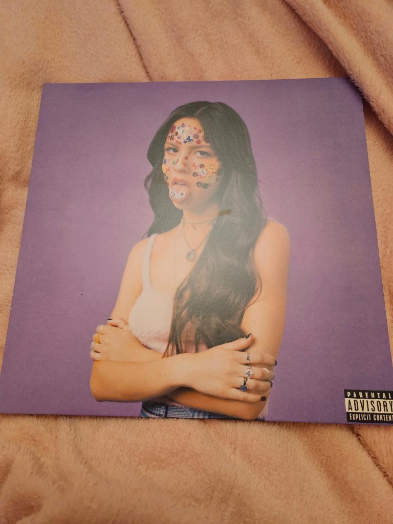 Olivia Rodrigo clear vinyl, Ophalen, Zo goed als nieuw, 12 inch, Colored vinyl