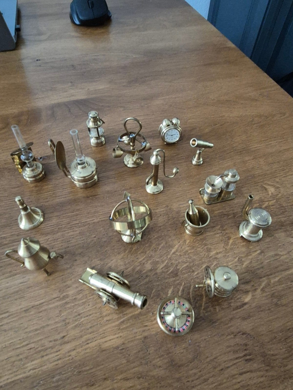 Verzameling van 18 miniatuur messing decoraties, Antiek en Kunst, Ophalen of Verzenden
