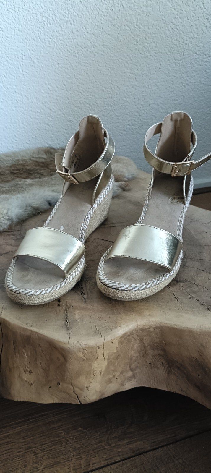 Poelman gouden espadrille sandalen, maat 41, Poelman, Overige kleuren, Zo goed als nieuw, Sandalen of Muiltjes