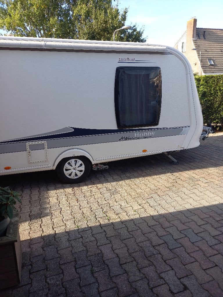 Hobby 490 SFF, Caravans en Kamperen, Vast bed, Hobby, Schokbreker, Treinzit
