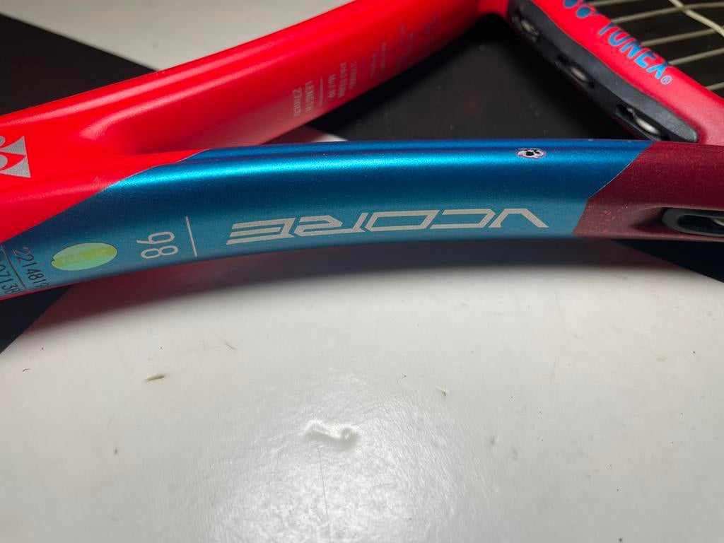 Yonex Vcore 98 Tennisracket Gripmaat 2, Gebruikt, Ophalen of Verzenden, Racket, L2