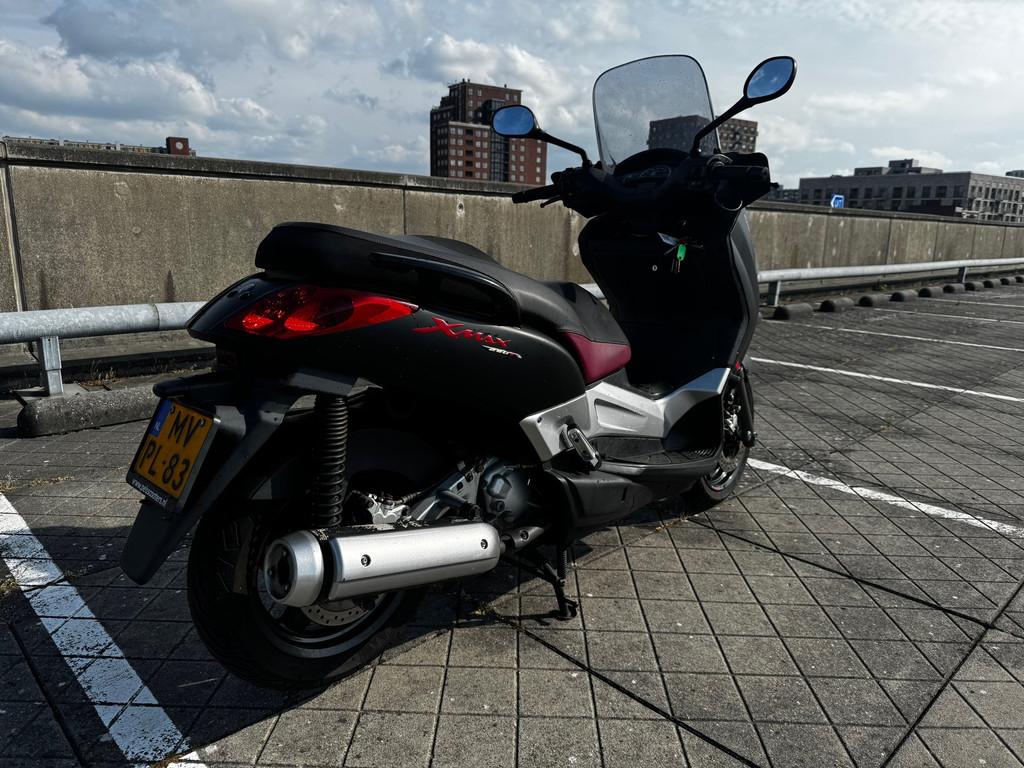 Yamaha Scooter YP 250R BLACK X-Max LAGE KM- TOPSTAAT, Motoren, Motoren | Yamaha, GROENEWEGJE 154
2515NC  DEN HAAG, NL, 250 cc