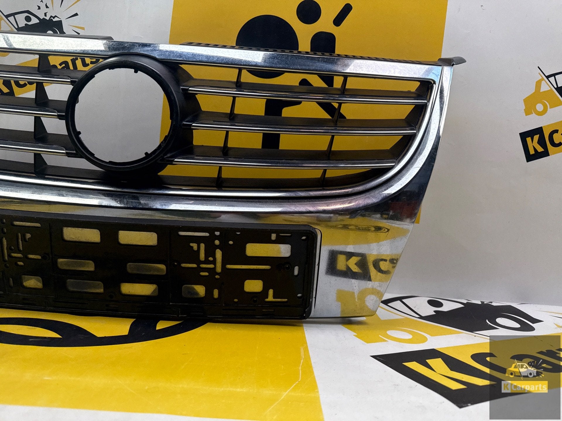 VW Touran 1T grill chroom originele 1t0853651, Gebruikt, Volkswagen, Volkswagen AG, Berliner Ring 2
38440  Wolfsburg, DE