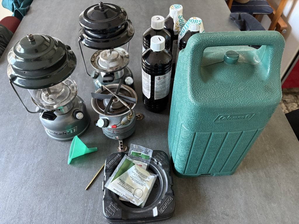 Coleman Lamp en Brander Benzine  /  CL 1 en Peak 1 + extra, Caravans en Kamperen, Ophalen of Verzenden, Gebruikt