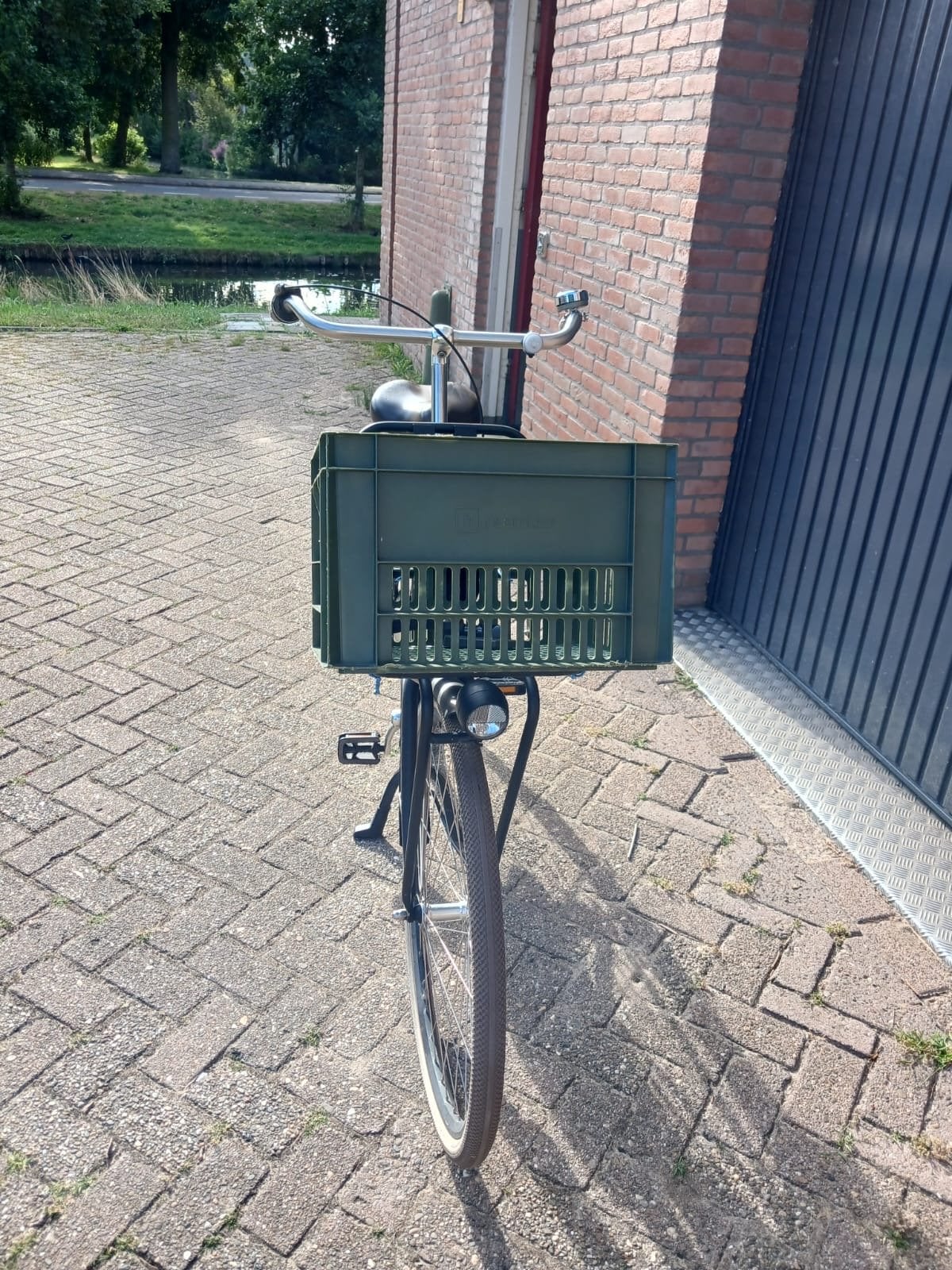Cortina fiets met krat, Fietsen en Brommers, Fietsen | Dames | Damesfietsen, Terugtraprem, Gebruikt, 47 tot 50 cm, Versnellingen