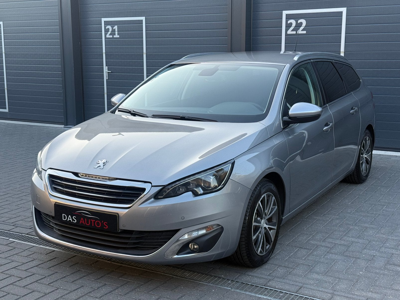 Peugeot 308 SW 1.2 E-thp|131pk|Cruise|Xenon|clima|Navi|, Auto's, Bluetooth, 1199 cc, 1165 kg, Origineel Nederlands