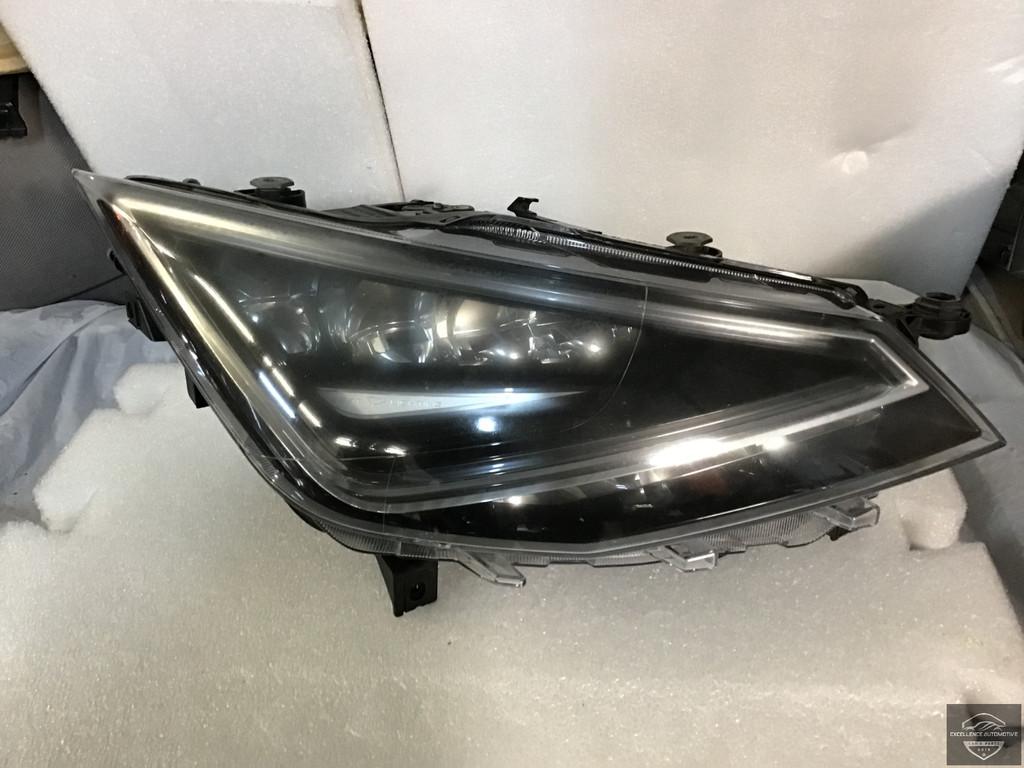 Seat Ibiza 6F Arona 17-21 Vol LED Koplamp Rechts 6F1941008A, Gebruikt, Autovia A-2, Km 585 585
08760  Martorell, ES, Ophalen of Verzenden