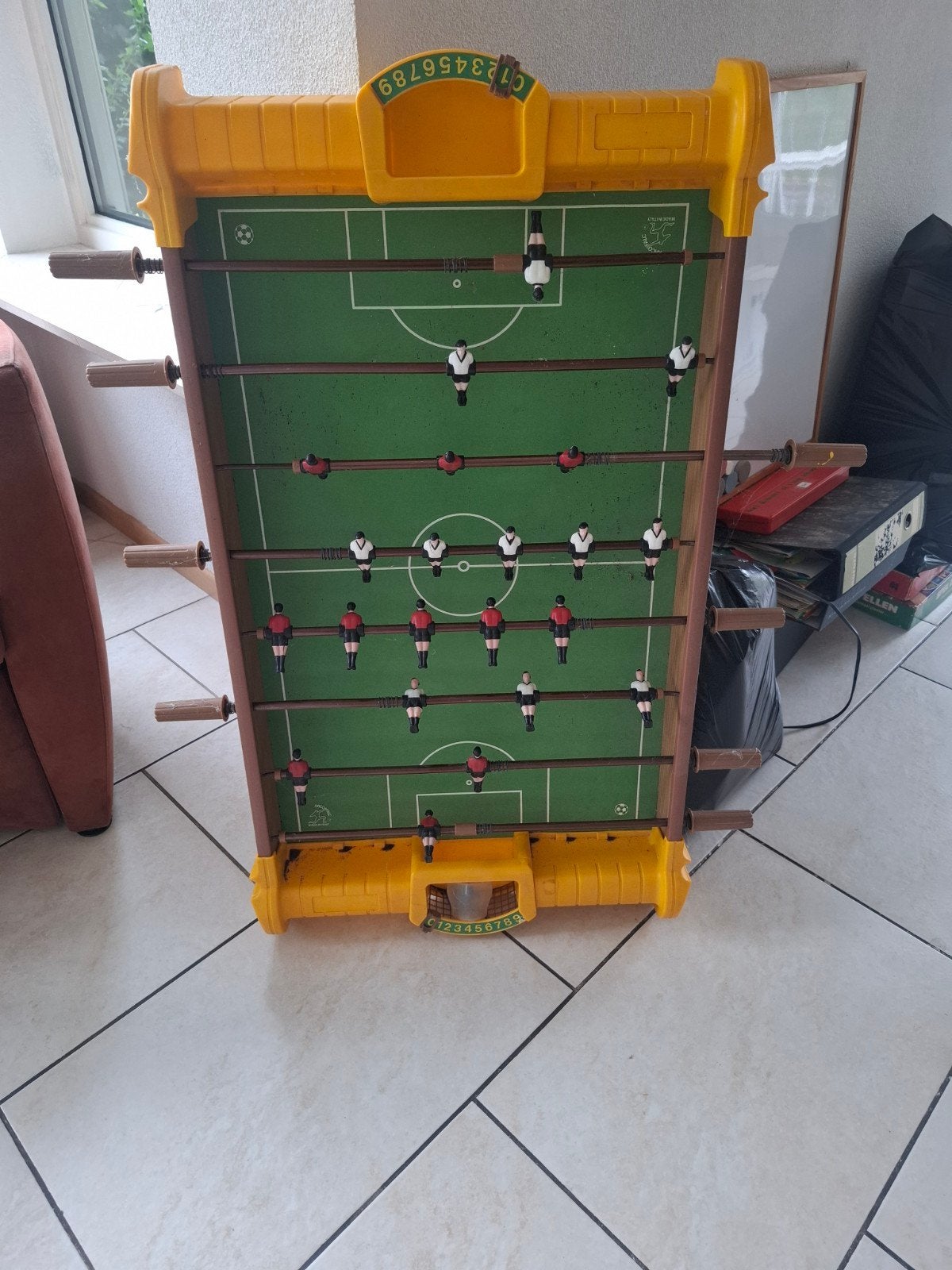 Tafelvoetbalspel, Ophalen, Gebruikt