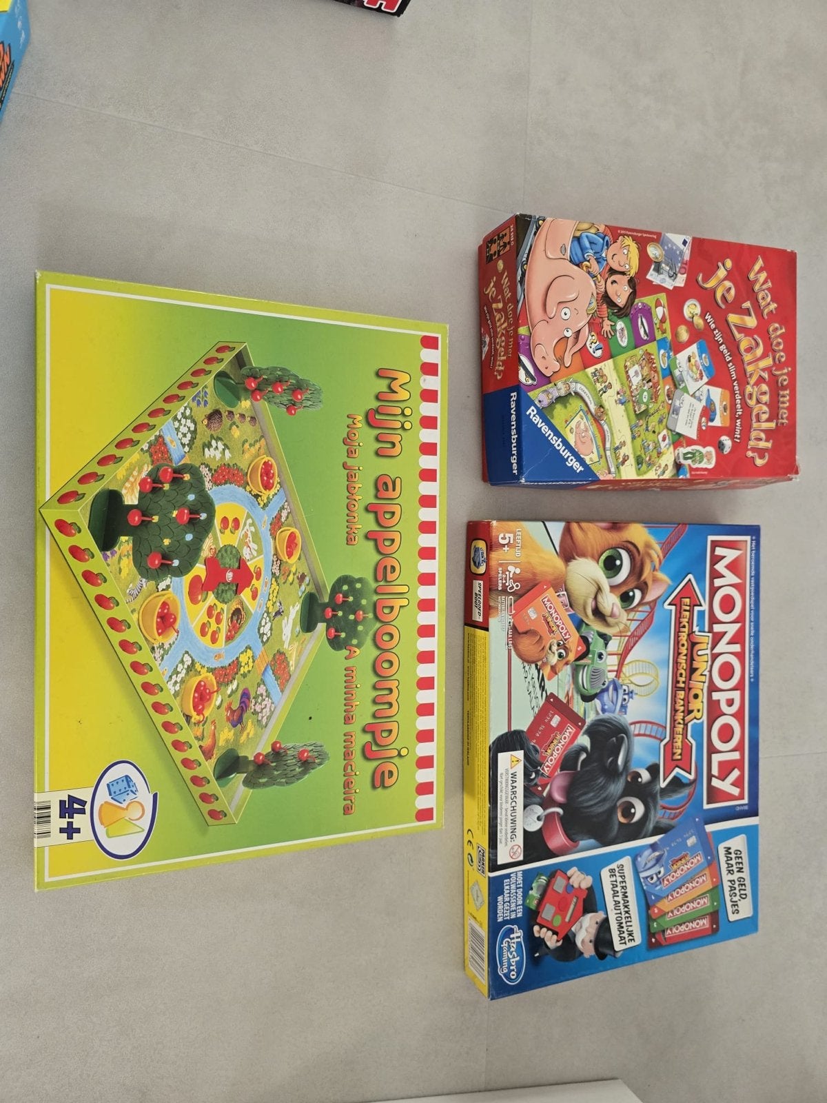Monopoly Junior Elektronisch Bankieren & Mijn Appelboompje, Hobby en Vrije tijd, Drie of vier spelers, Ophalen of Verzenden, Gebruikt