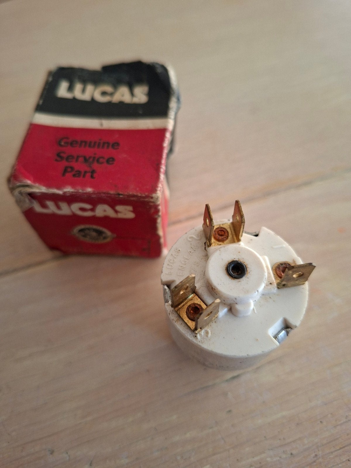 LUCAS 31973 CONTACTSLOT  MINI -MORRIS MINOR -MG, Ophalen of Verzenden, Nieuw, MG