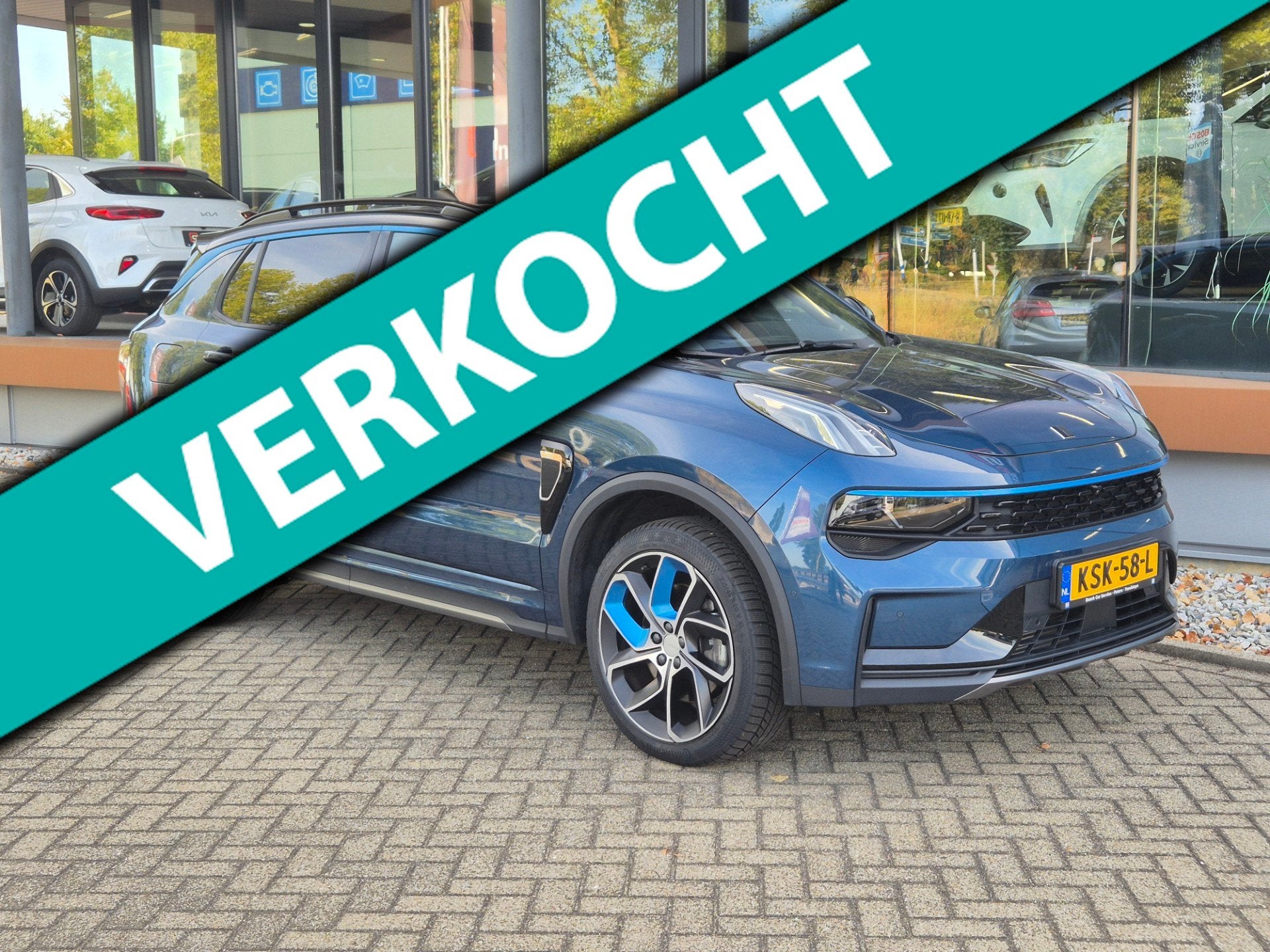 Lynk & Co 01 1.5 / zwartehemel / panorama dak, Euro 6, Blauw, Plug-in hybride, Bedrijf