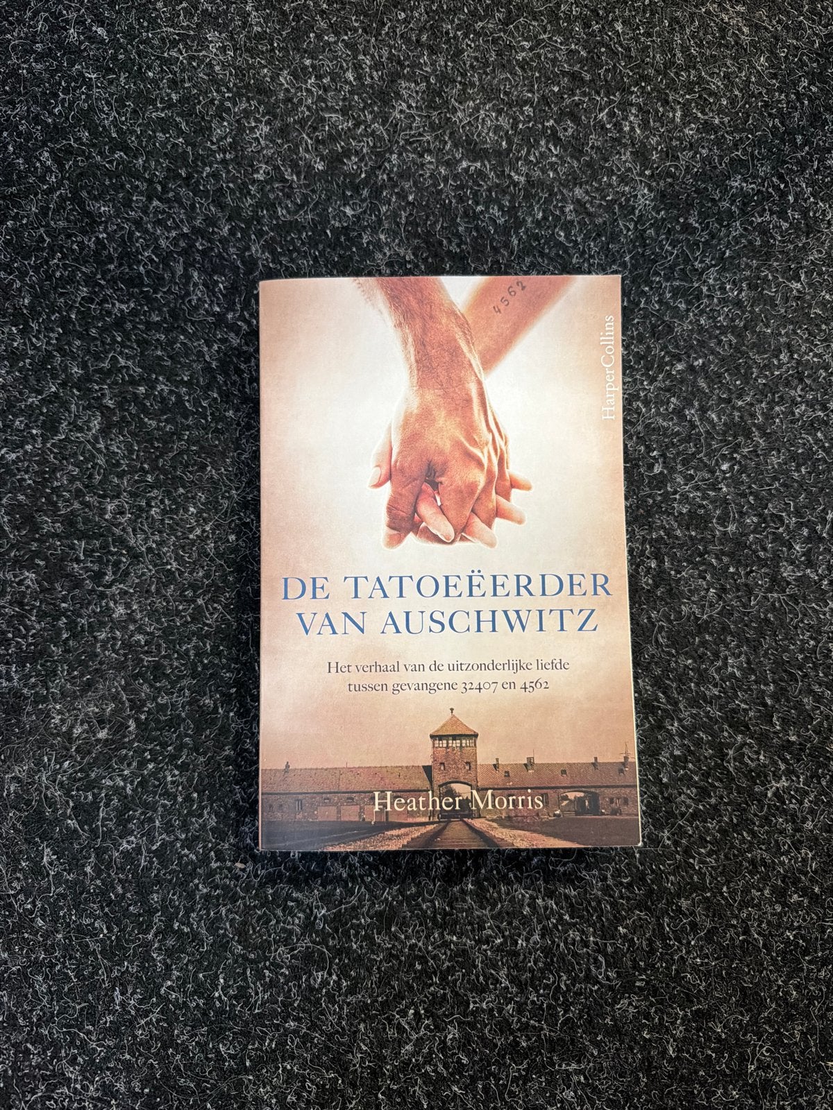 De Tatoeëerder van Auschwitz - Heather Morris, Ophalen of Verzenden, Gelezen, Europa overig