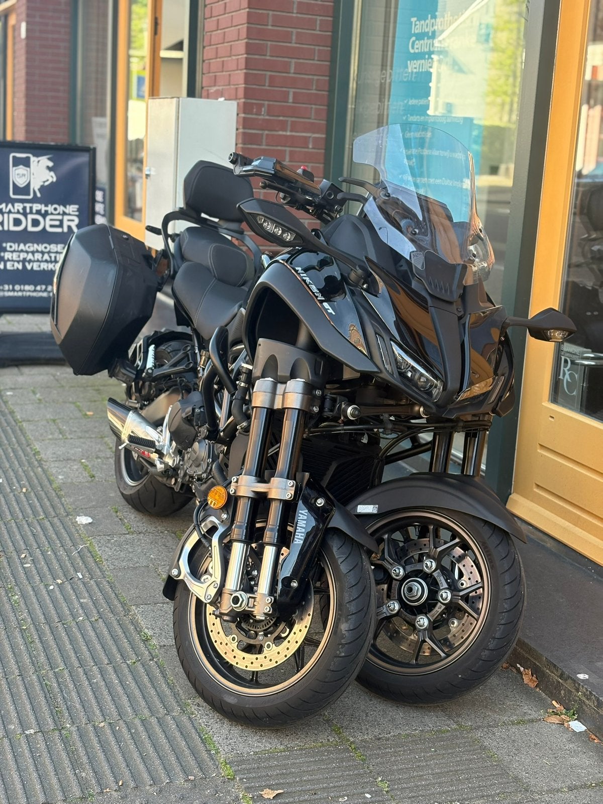 Yamaha Niken GT nieuw model 2023 8200km!, Sportuitlaat, Motorrijbewijs A, Gebruikt, 3 cilinders