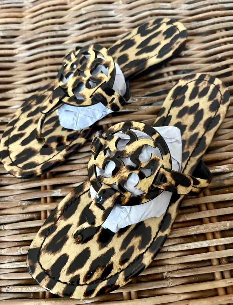 Tory Burch sandal slippers M 38,5 twv 295 nieuwstaat leopard, Kleding | Dames, Schoenen, Ophalen of Verzenden, Zo goed als nieuw