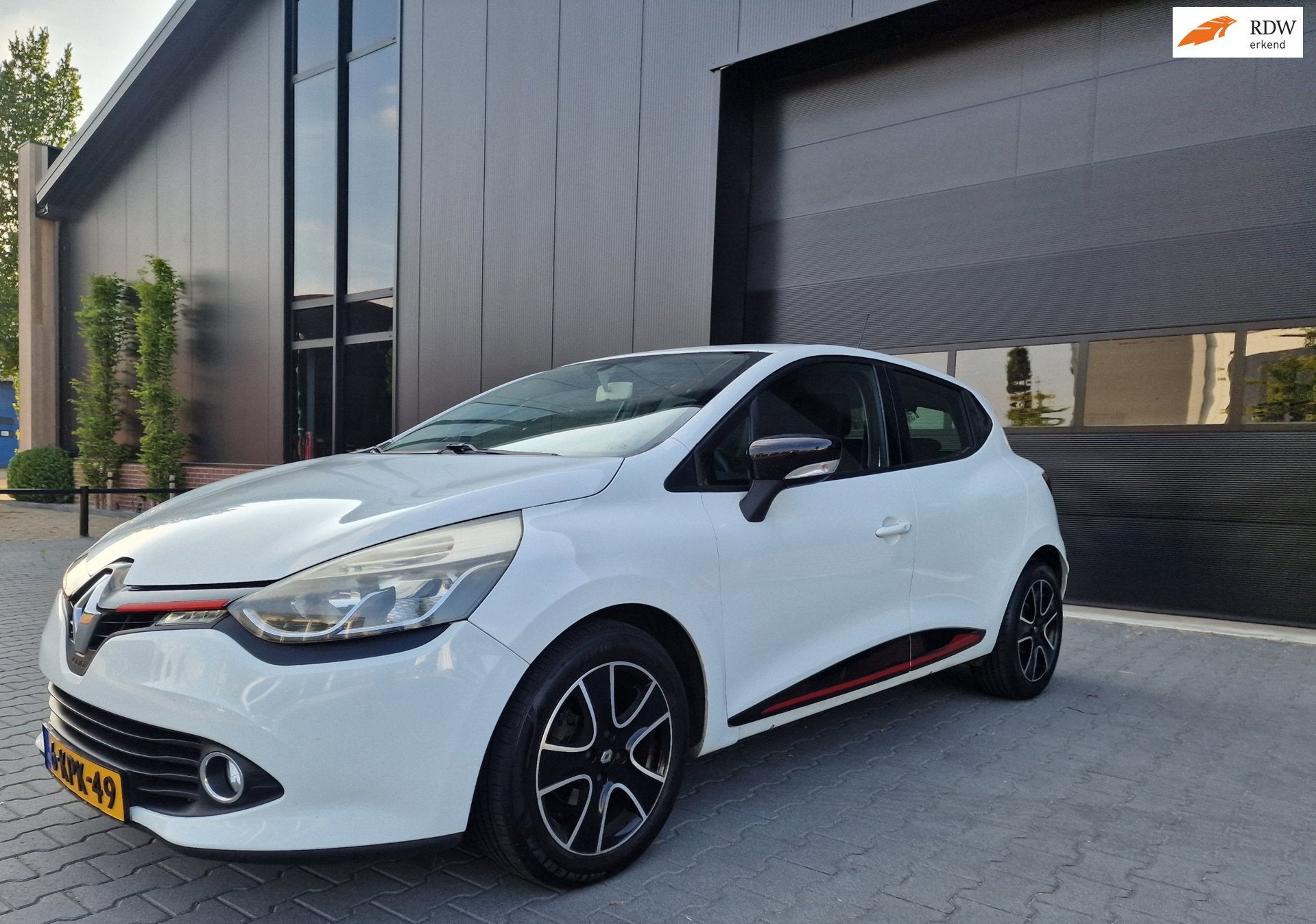 Renault Clio 1.5 dCi ECO Expression AIRCO CRUISE 2 X SLEUTEL, Auto's, Renault, Voorwielaandrijving, Gebruikt, 4 cilinders, 96 €/maand