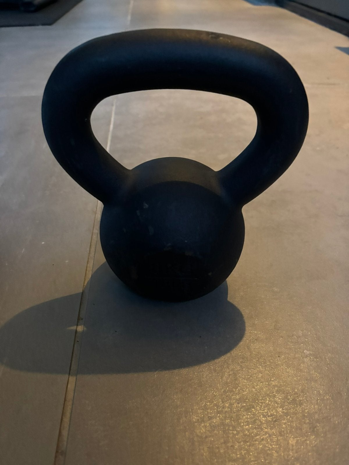 8kg kettlebell virtufit, Sport en Fitness, Fitnessmaterialen, Ophalen, Kettlebell