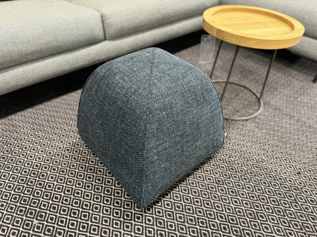 Nieuw Design On Stock Bimbom 43 Poef kruk stof blauw Bim Bom, Minder dan 50 cm, Gompenstraat 15, Minder dan 50 cm, Ophalen of Verzenden