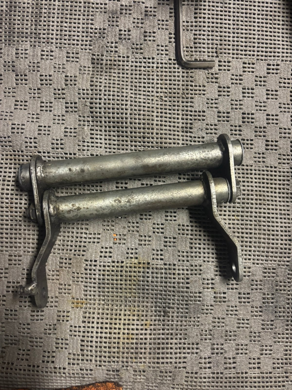 125/180 subframe / swingarm, Auto diversen, Autogereedschap, Zo goed als nieuw, Ophalen