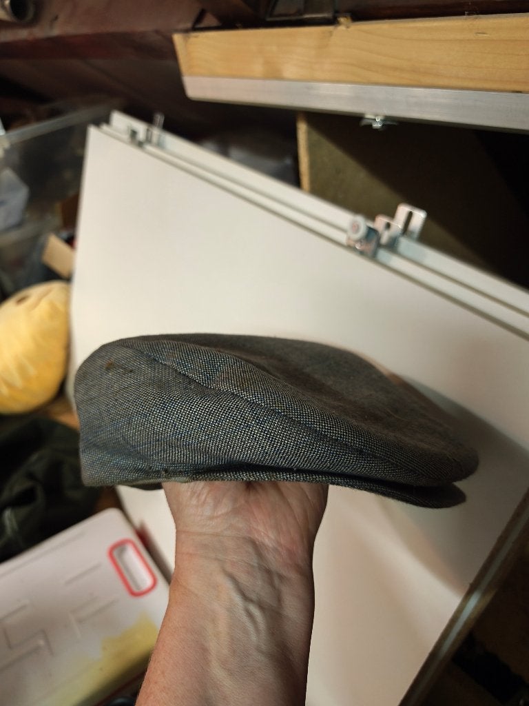 Prachtige Vintage 'Mansfield pet– Made in England, Verzamelen, Ophalen of Verzenden, Gebruikt, Hoed, Pet, of Sjaal, Overige merken