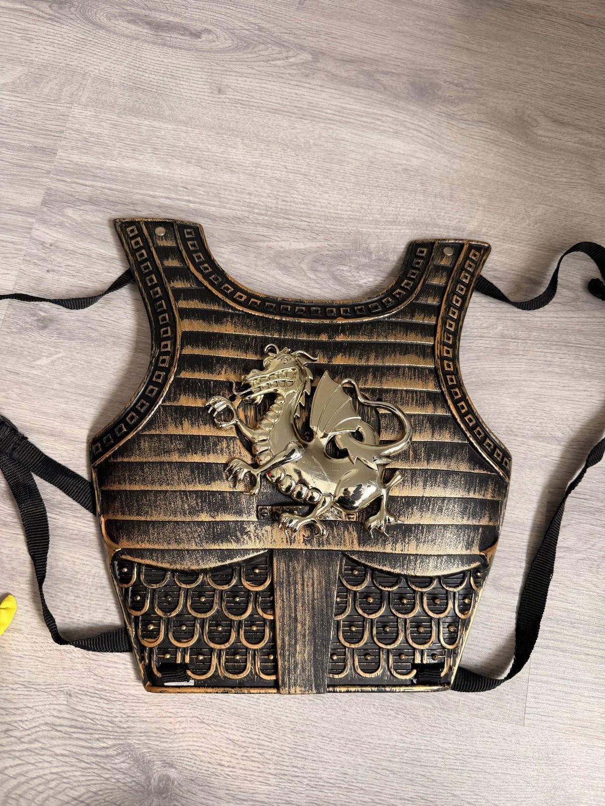 Verkleed ridder schild voor carnaval of themafeest, Ophalen of Verzenden, Gebruikt, Toneelattributen of Onderdelen