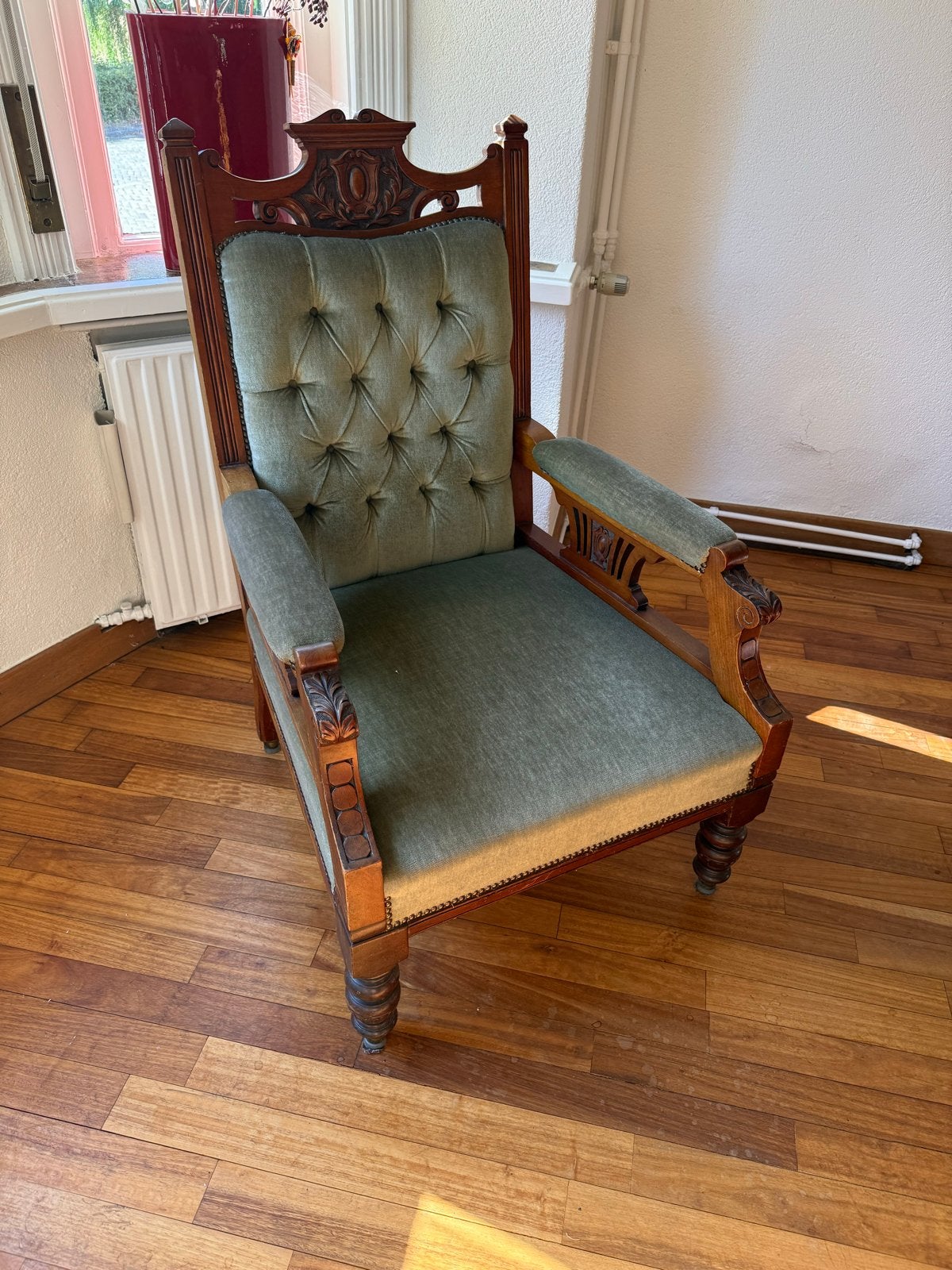 2 Klassieke fauteuils met groene bekleding, Ophalen