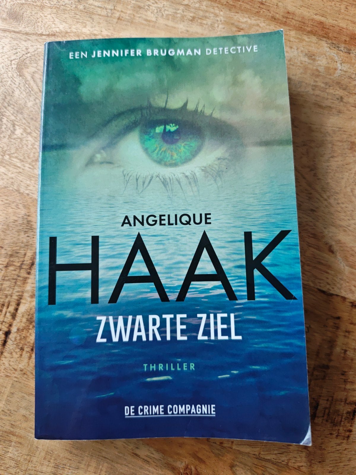 Thriller: Zwarte Ziel - Angelique Haak (Jennifer Brugman), Ophalen of Verzenden, Zo goed als nieuw, Angelique Haak, Nederland