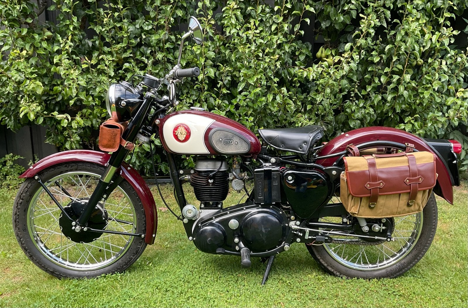 BSA C12 uit 1958 - Totaal gerestaureerd, 250cc, Motoren, Occasion, Overig, 11 kW of minder, Handgeschakeld