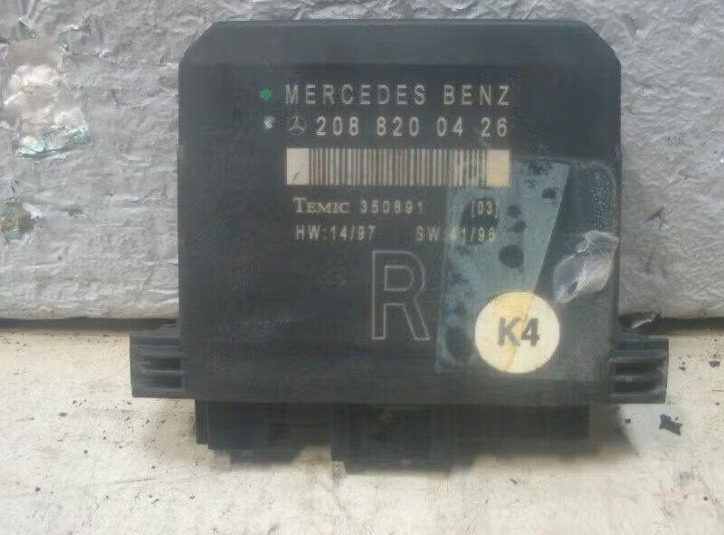 COMPUTER deur rechts CLK (C208) (208-820-04-26), Gebruikt, Mercedes-Benz AG, Ophalen of Verzenden, Dialog.mb@mercedes-benz.com