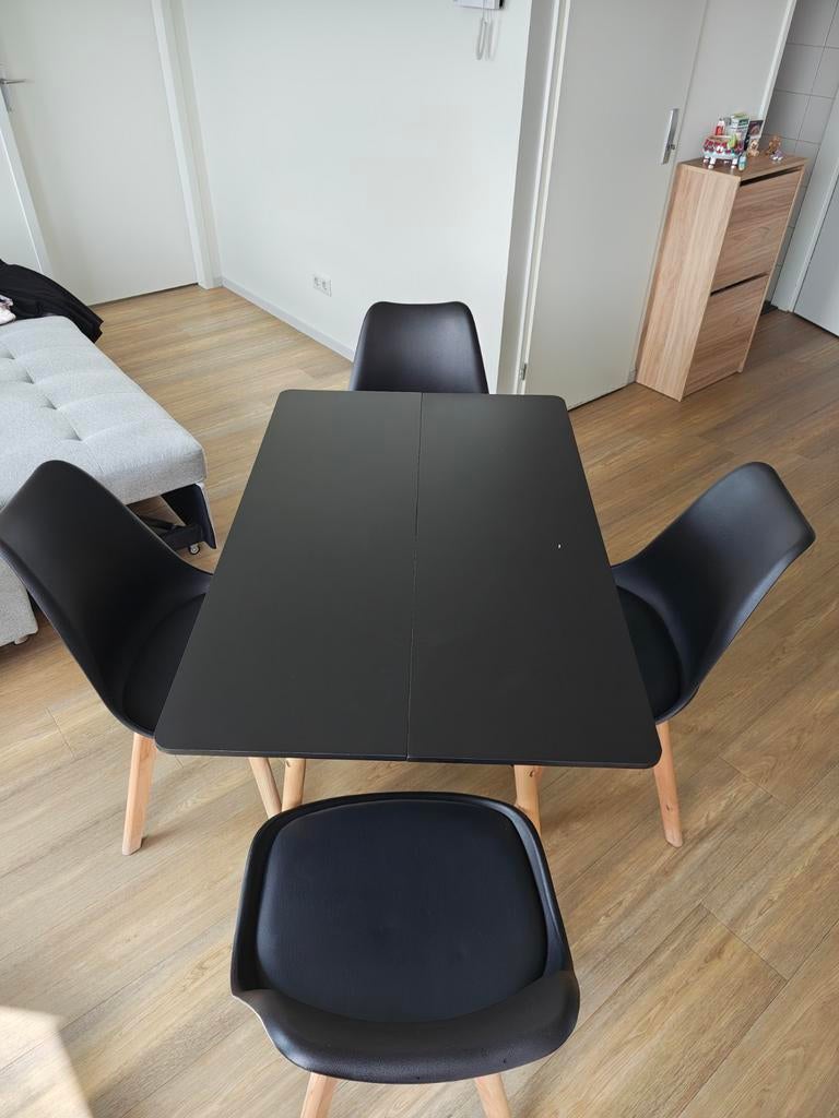 Dining Table + 4 chairs, Huis en Inrichting, Tafels | Eettafels, Gebruikt, 50 tot 100 cm, 100 tot 150 cm, Rechthoekig, Ophalen