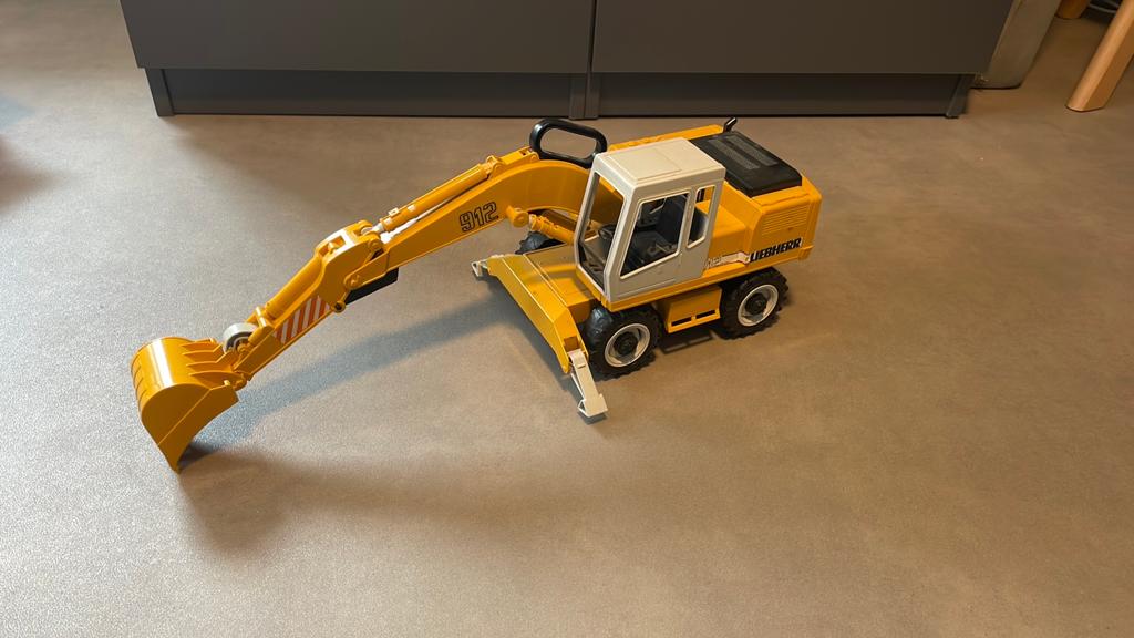 Bruder Liebherr mobiele kraan, Ophalen of Verzenden, Zo goed als nieuw