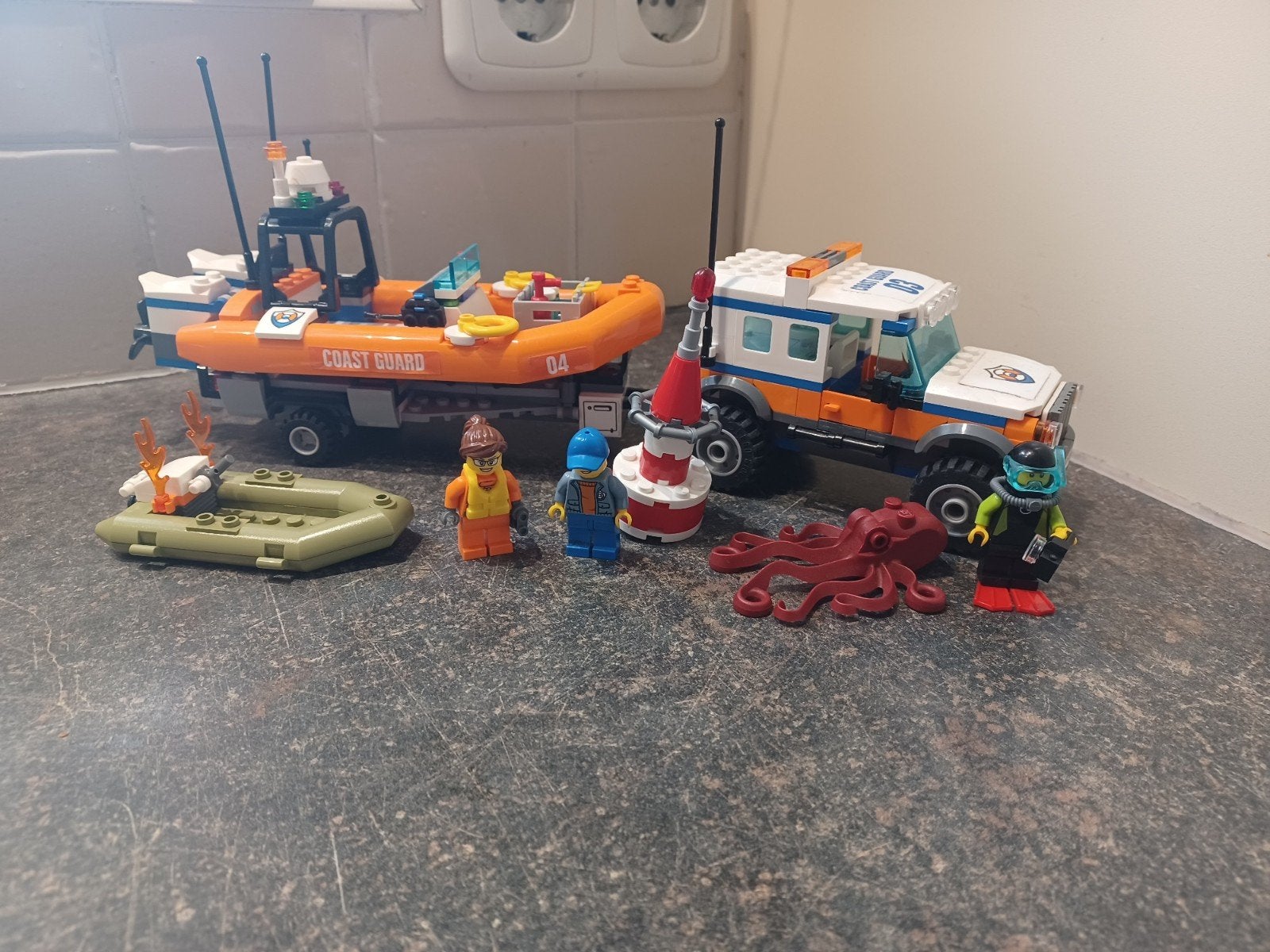 Lego city 60165 4x4 reddingsvoertuig, Kinderen en Baby's, Speelgoed | Duplo en Lego, Compleet, City, Lego, Ophalen of Verzenden