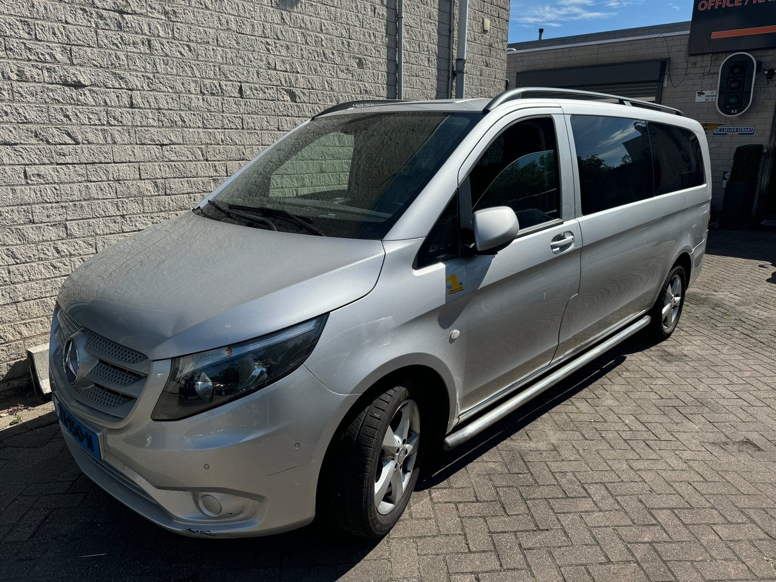 Mercedes-Benz Vito 2.2 116 CDI XL Tourer 2017 EUR6 AUT, Automaat, Achterwielaandrijving, 4 cilinders, 2000 kg