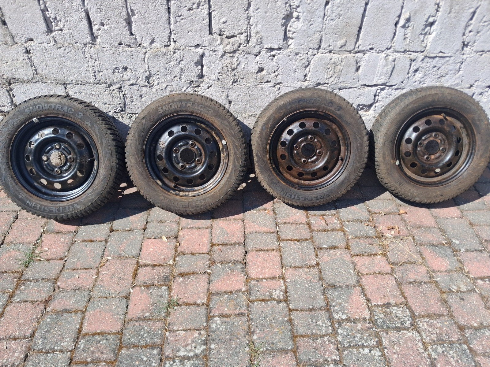 4 Vredestein winterbanden te koop., Ophalen, 14 inch, Winterbanden, Band(en)