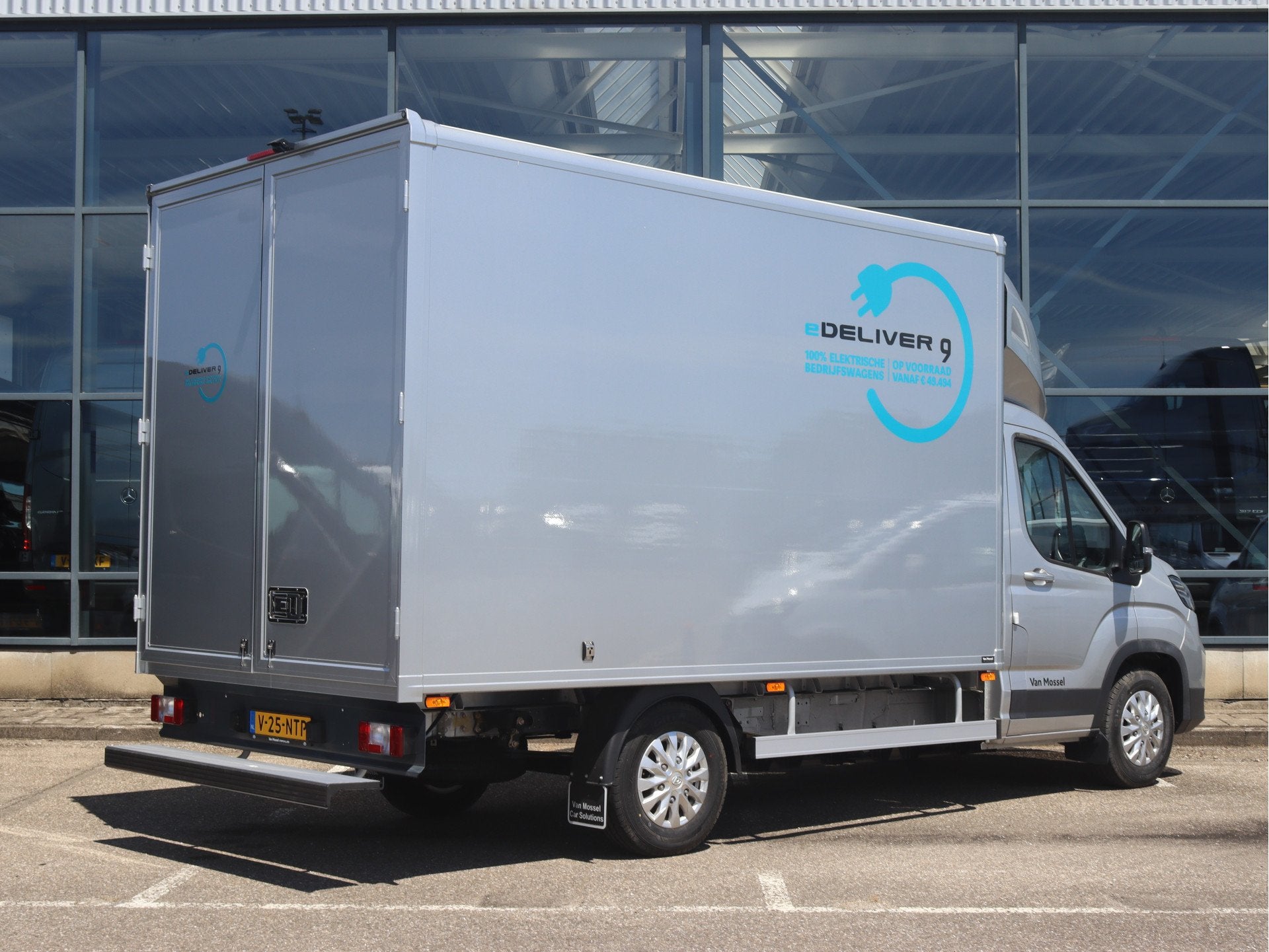 Maxus eDeliver 9 L3 Business DEAL 65 kWh | AIRCO/CAMERA/ADAP, Auto's, Bestelauto's, Stof, Gebruikt, Zwart, Met garantie (alle)