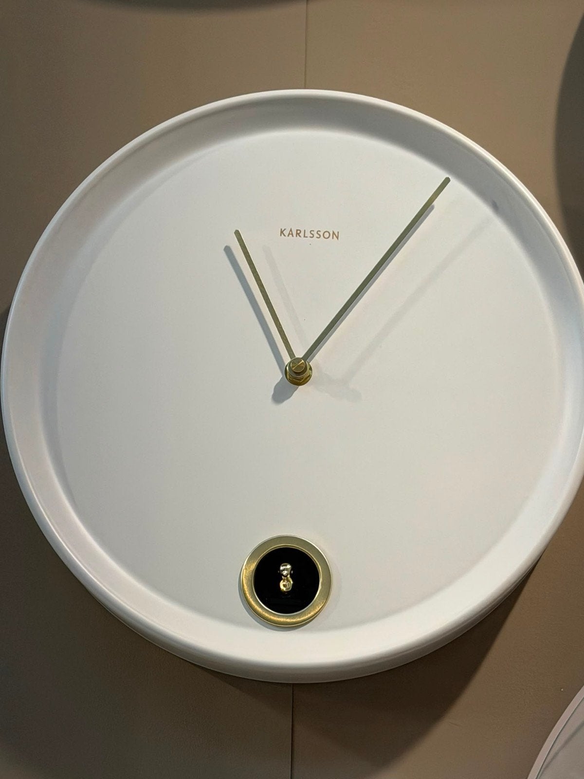 Karlsson Esencia Cuckoo Wandklok Wit - Nieuw in doos, Wandklok, Wit, Analoog, Nieuw