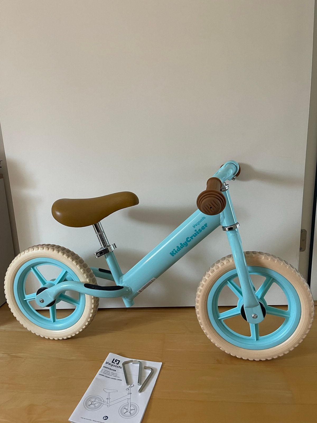 LifeGoods KiddyCruiser Loopfiets - Zo Goed Als Nieuw, Ophalen, Zo goed als nieuw, Minder dan 16 inch