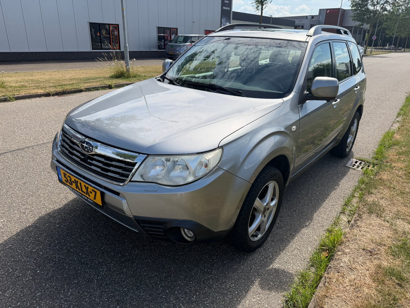 Subaru Forester 2.0 AWD AUT 2010 Grijs, Auto's, Euro 5, Stof, Zwart, 4 cilinders