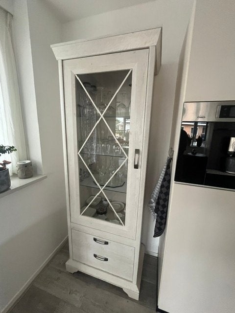 Vitine Kast