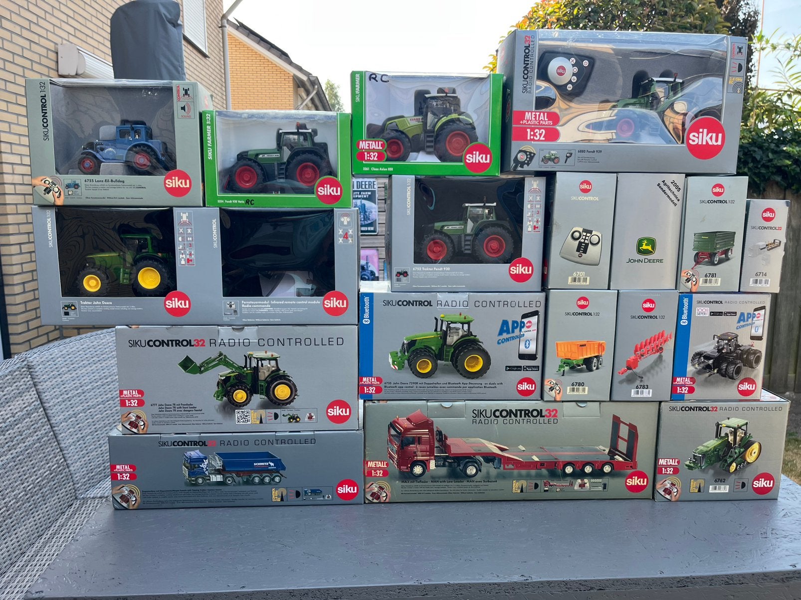 Partij Siku Control tractors vrachtwagens landbouw Fendt, Hobby en Vrije tijd, Ophalen, Zo goed als nieuw, Tractor of Landbouw
