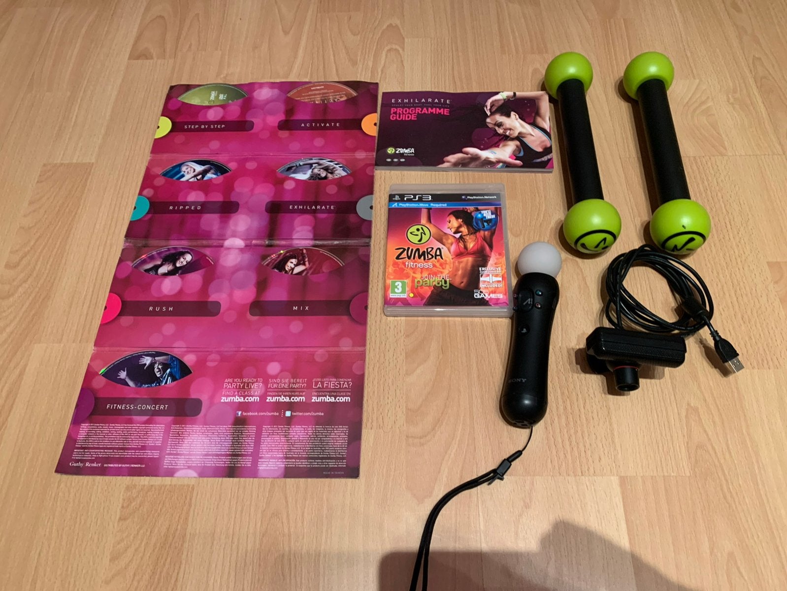 Ps3 zumba pakket met move controller/camera  7 zumba dvd’s, 1 speler, Ophalen of Verzenden, Zo goed als nieuw, Vanaf 3 jaar
