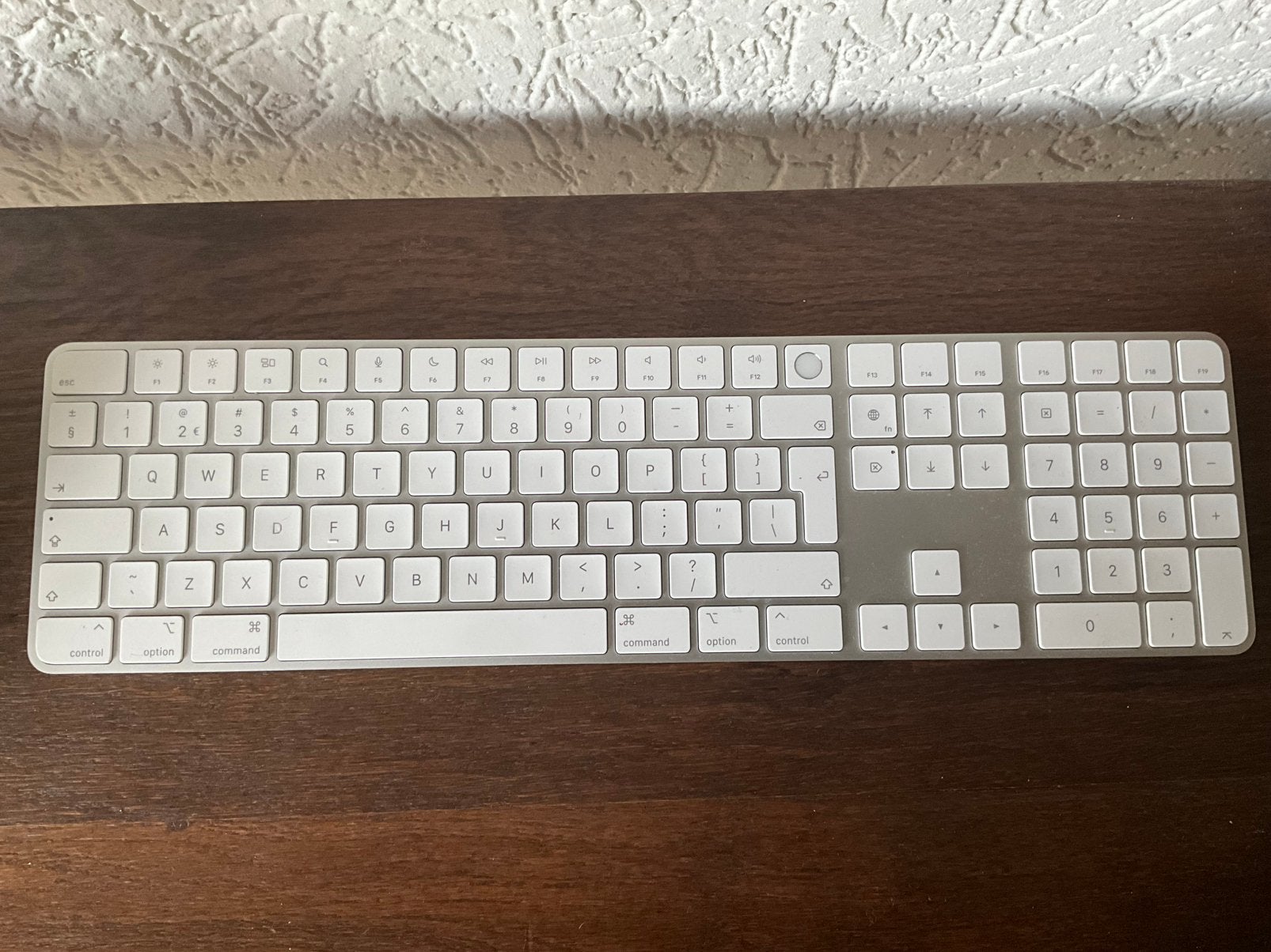 Apple Magic Keyboard Touch ID met numeriek gedeelte, Computers en Software, Toetsenborden, Ophalen, Qwerty, Gebruikt, Draadloos