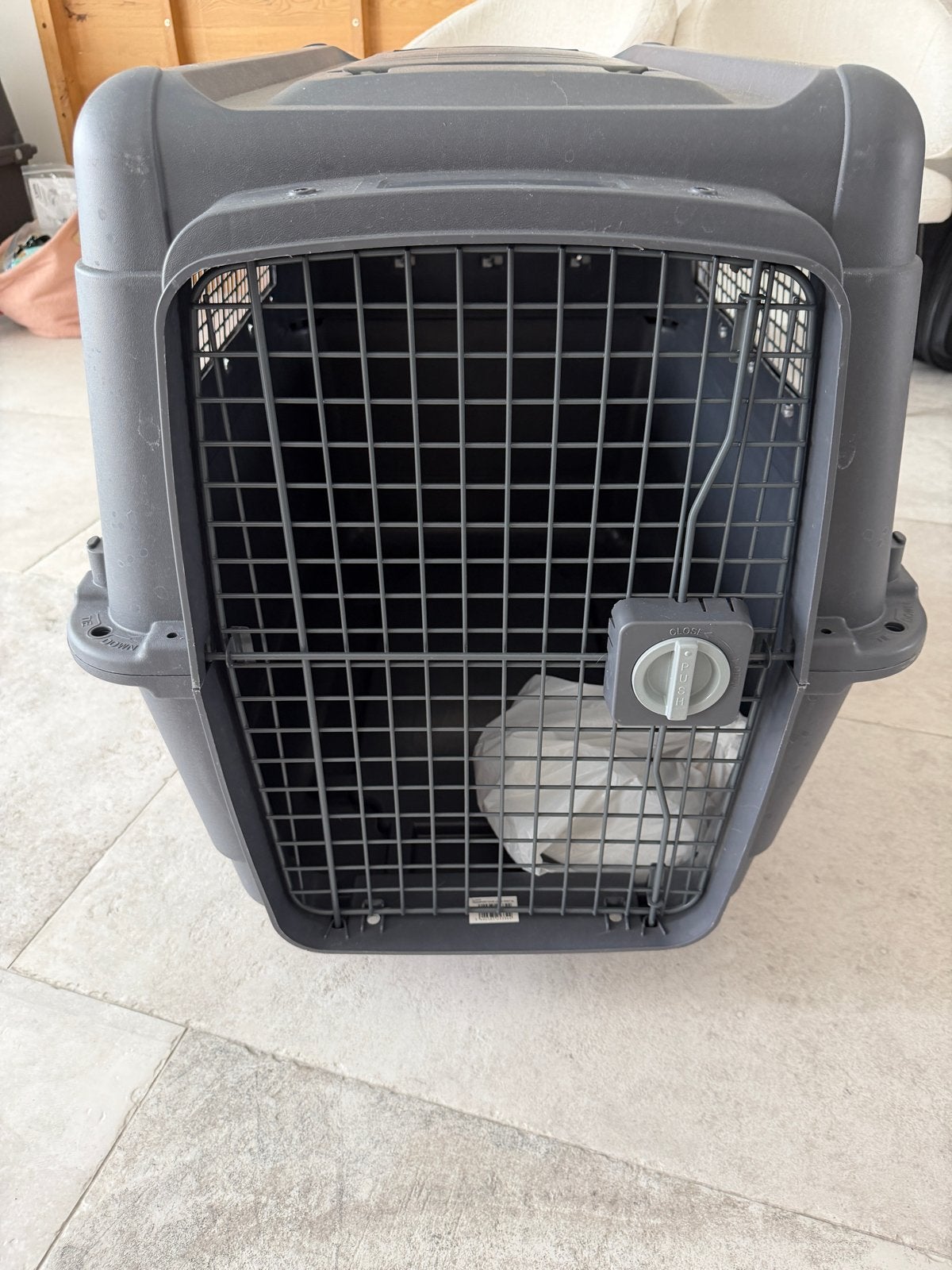 Kennel, Dieren en Toebehoren, Ophalen, Zo goed als nieuw