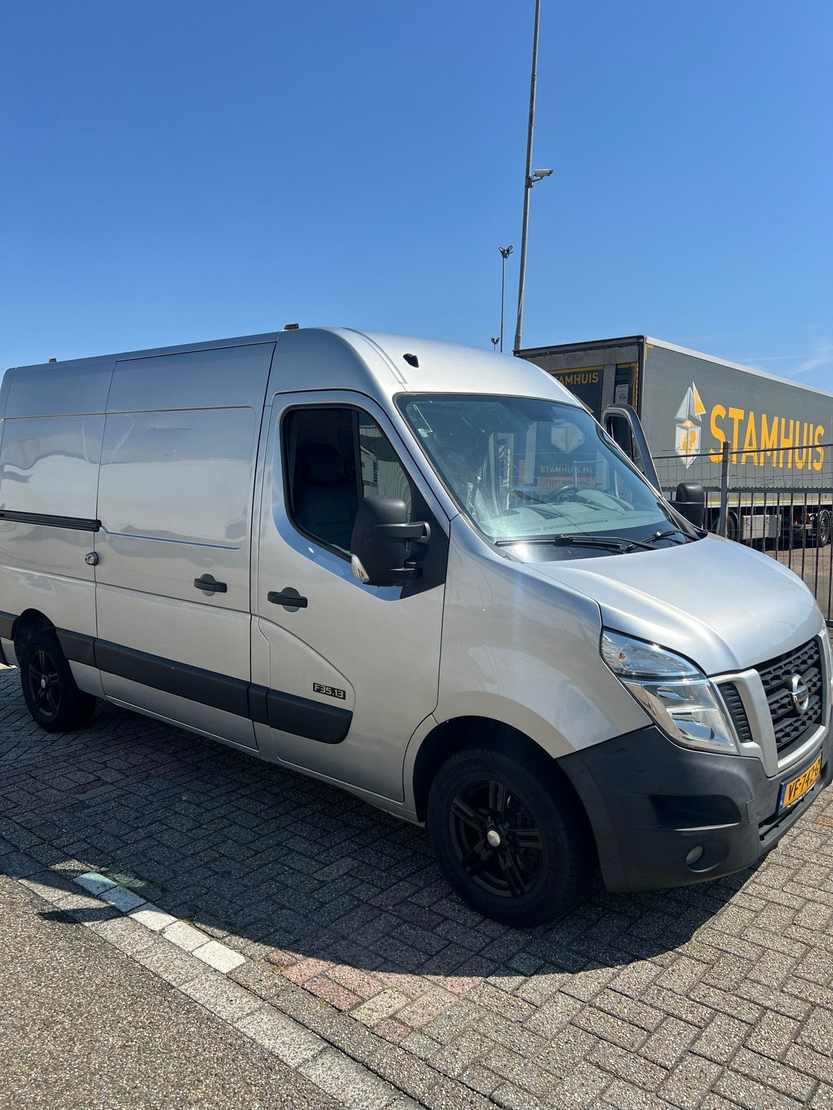 Nissan Nv400 2.3D 92KW 2013 L2 H2, Auto's, 125 pk, 4 cilinders, 2299 cc, Origineel Nederlands