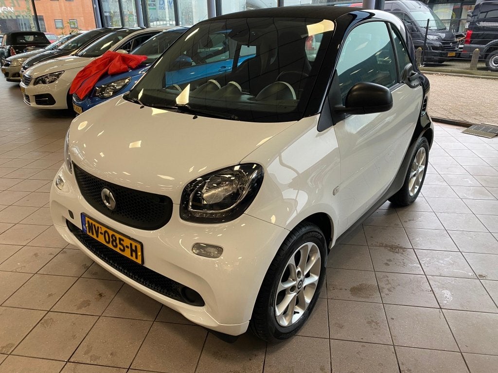 Smart Fortwo 1.0 Pure Airco Eerste Eig NW APK BJ 2017 !, Achterwielaandrijving, Euro 6, Wit, Origineel Nederlands