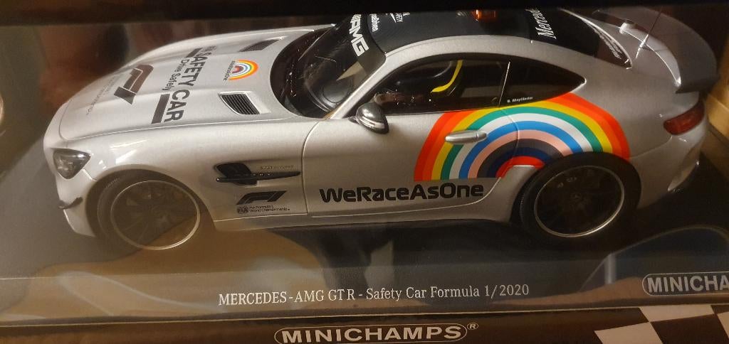 Minichamps 1/18 Mercedes Benz AMG GT-R Safety Car F1 2020, Hobby en Vrije tijd, Modelauto's | 1:18, Ophalen of Verzenden, Zo goed als nieuw