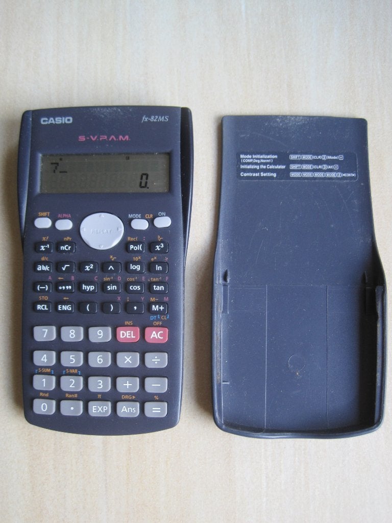 008 - grafische rekenmachine CASIO fx-82MS, Diversen, Verzenden, Grafische rekenmachine, Gebruikt