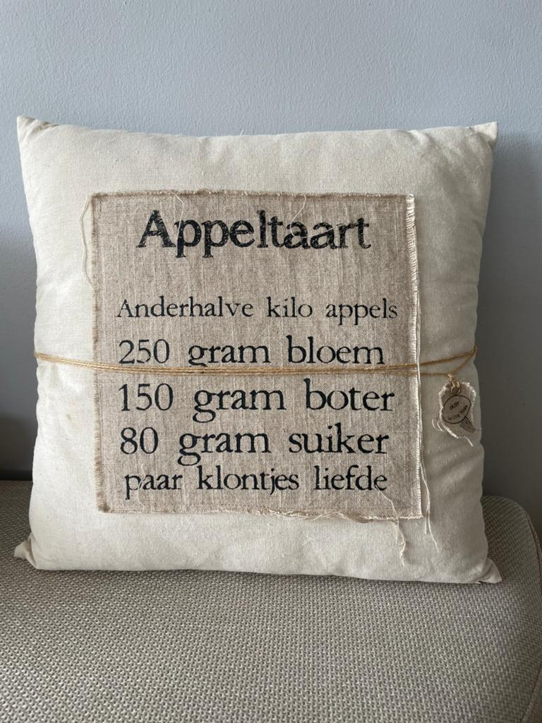 Decoratie kussen, Ophalen of Verzenden, Zo goed als nieuw, Vierkant