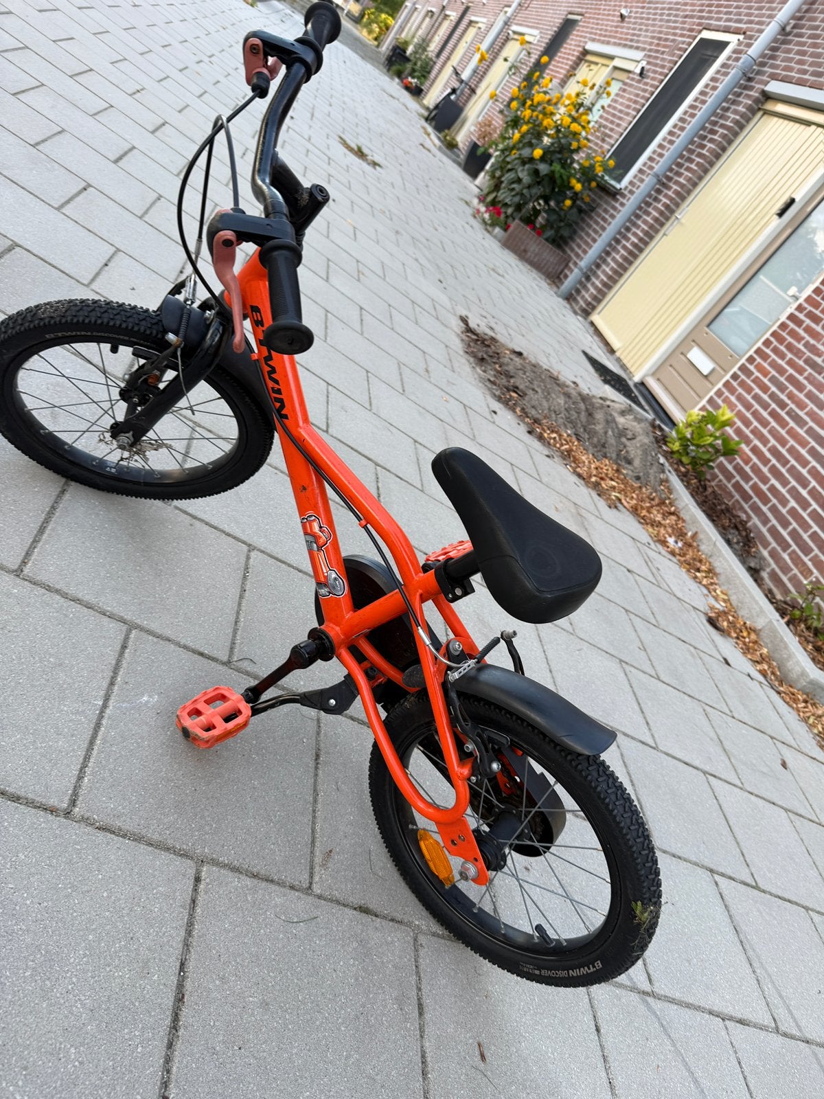 Btwin 16inch Oranje, Ophalen, Zo goed als nieuw, 16 tot 20 inch